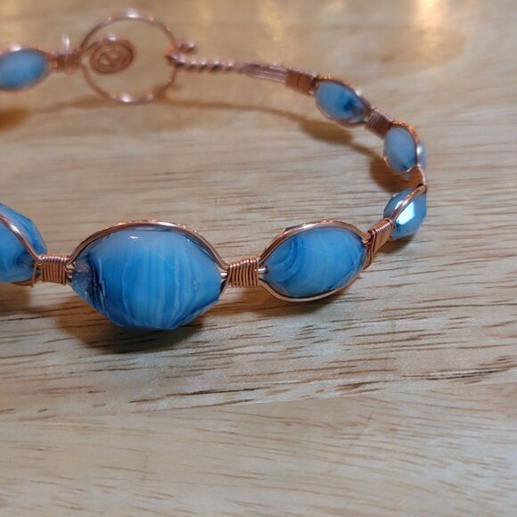 Handmade Baby Blue Glass Bead Copper Wire Bracelet (Upcycled Beads) - Picture 6 of 8